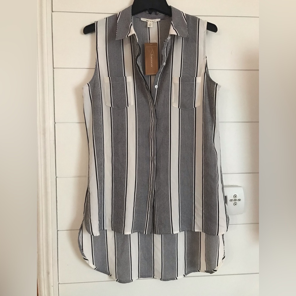 NWT sleeveless top from Francesca’s!